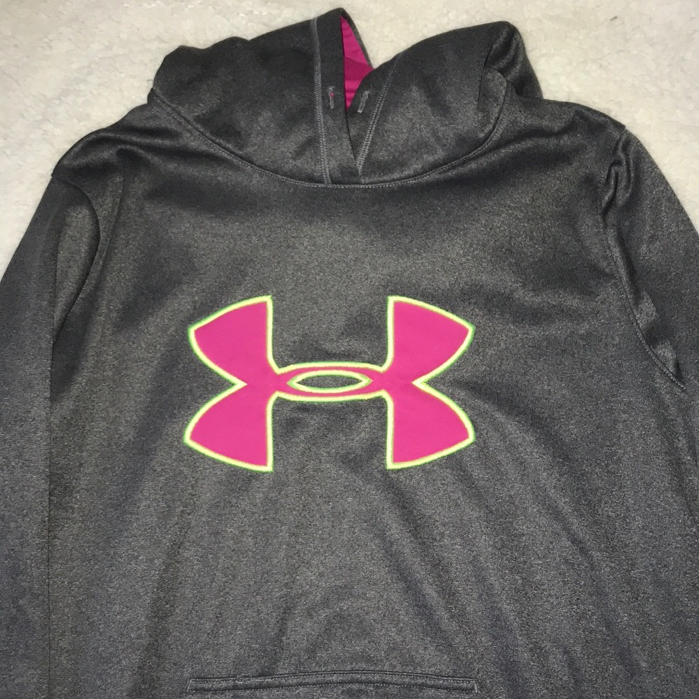 UNDER ARMOUR SWEATSHIRT